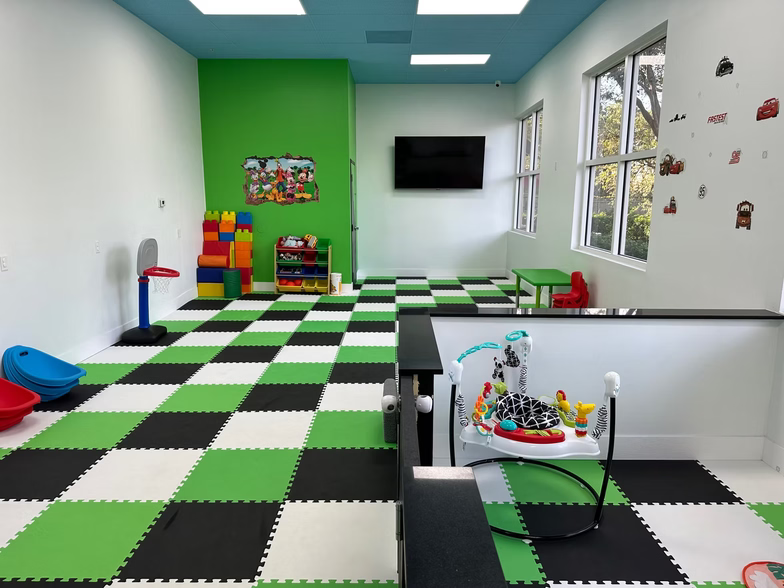 More Photos Of 250 NW Peacock Blvd, Port Saint Lucie Health Club For Lease