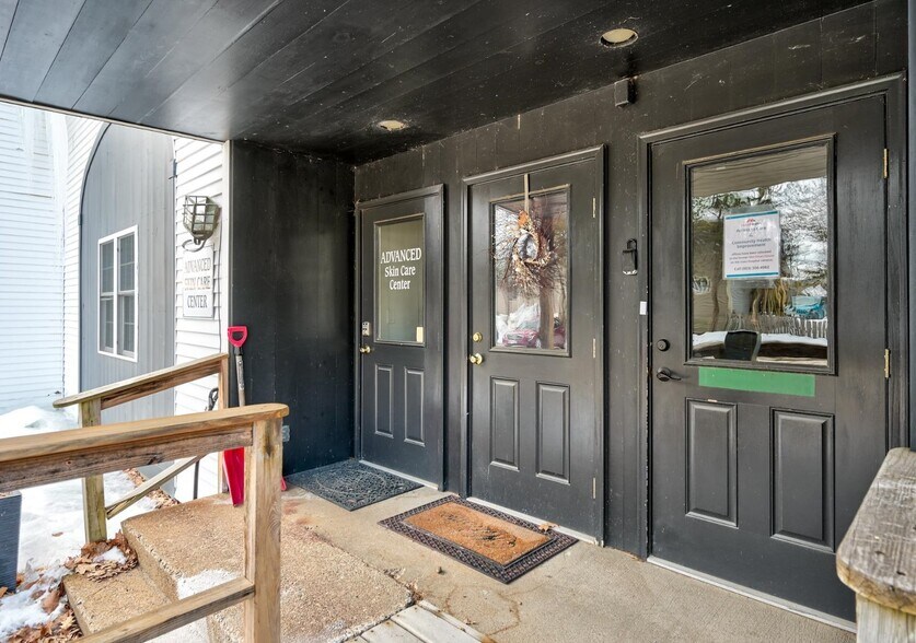 More Photos Of 2977 White Mountain Hwy, North Conway Office For Lease