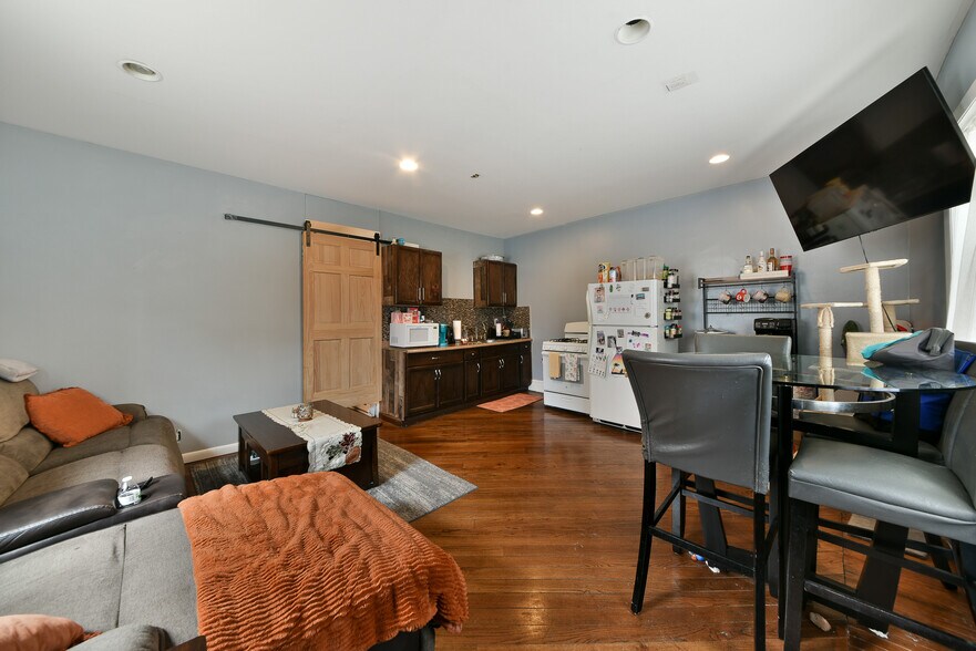 More Photos Of 2554 E Clearfield St, Philadelphia Multifamily For Sale