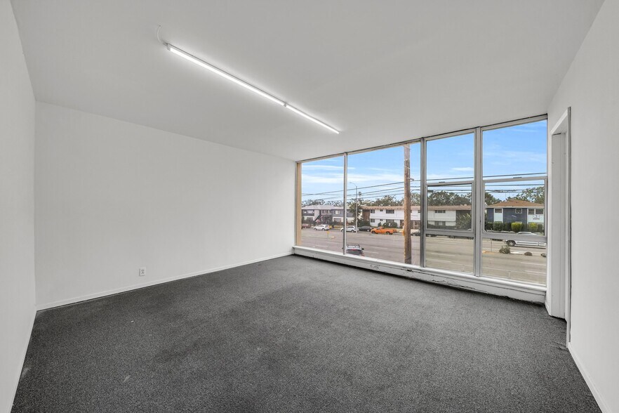 More Photos Of 2402-2610 W Imperial Hwy, Hawthorne Storefront Retail Office For Lease