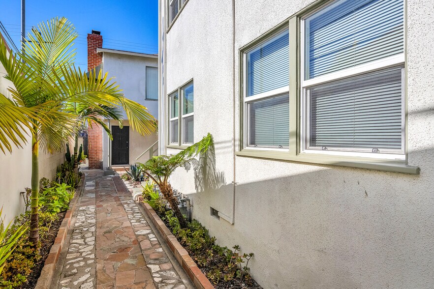 More Photos Of 2363 Torrance Blvd, Torrance Apartments For Sale