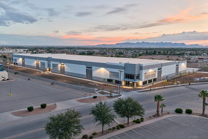 More Photos Of 8900 Escobar Dr, El Paso Distribution For Sale