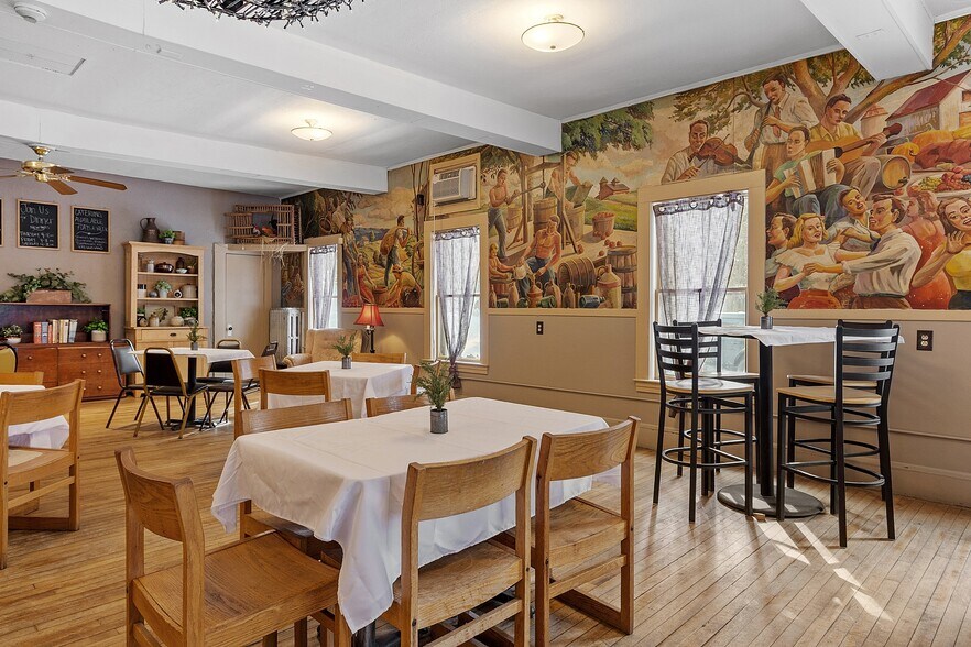 More Photos Of 61-63 Glenallen St, Winchendon Restaurant For Sale