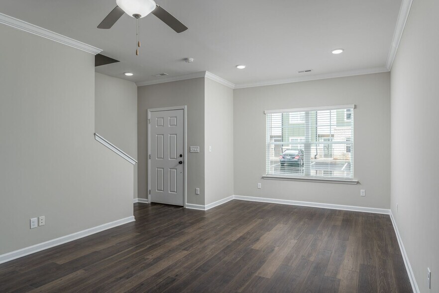 More Photos Of 7521 Middle Valley Rd, Hixson Apartments For Sale