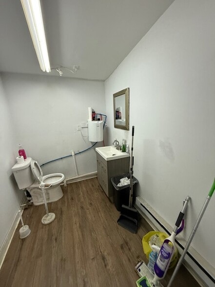 More Photos Of 201 Cross Keys Rd, Pine Hill Freestanding For Sale