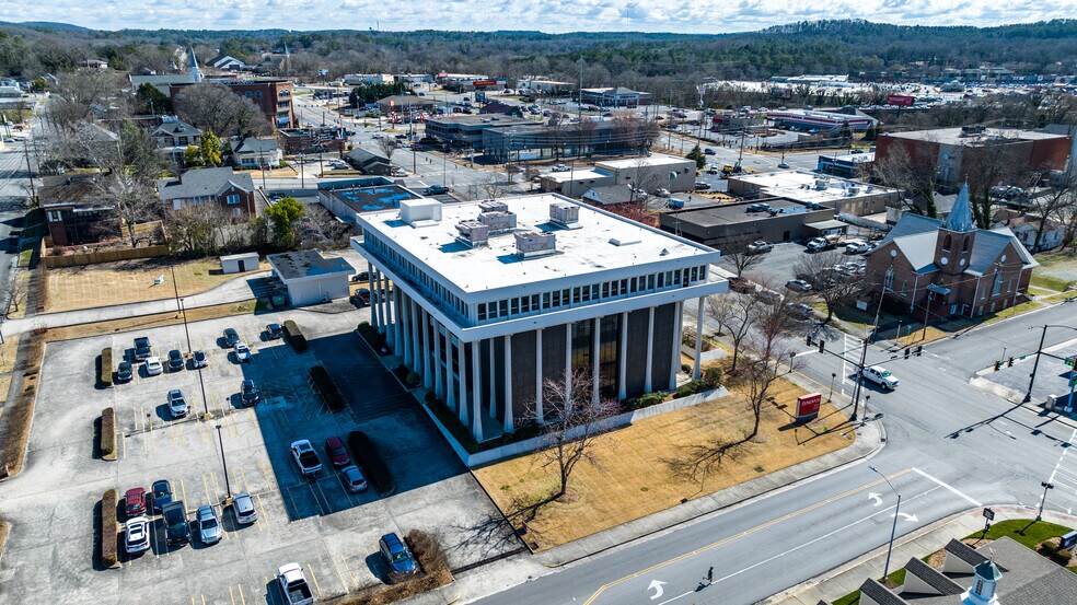 More Photos Of 701 Broad St, Rome Office For Sale