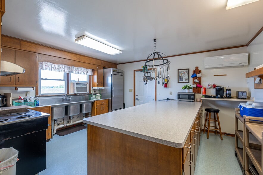 More Photos Of 2482 June Bug Rd, Vale Specialty For Sale