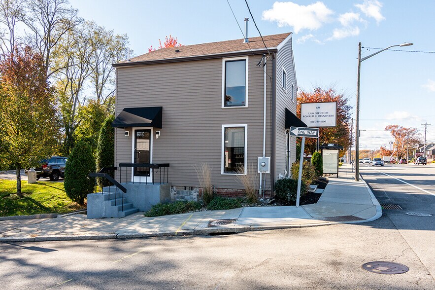 More Photos Of 838 Reservoir Ave, Cranston Freestanding For Sale