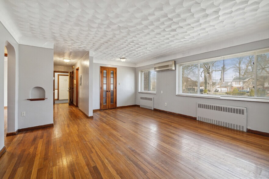 More Photos Of 2521 W McNichols Rd, Detroit Apartments For Sale