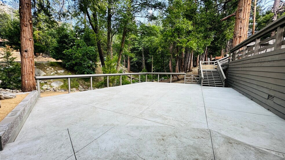 More Photos Of 54905 N Circle Dr, Idyllwild-Pine Cove Restaurant For Lease