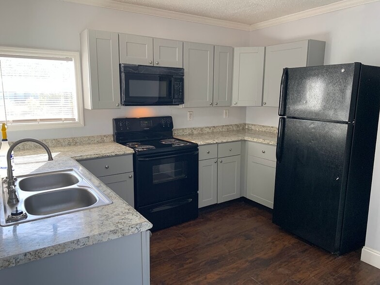 More Photos Of 154 NW Alpata Ct, Lake City Manufactured Housing Mobile Home Park For Sale