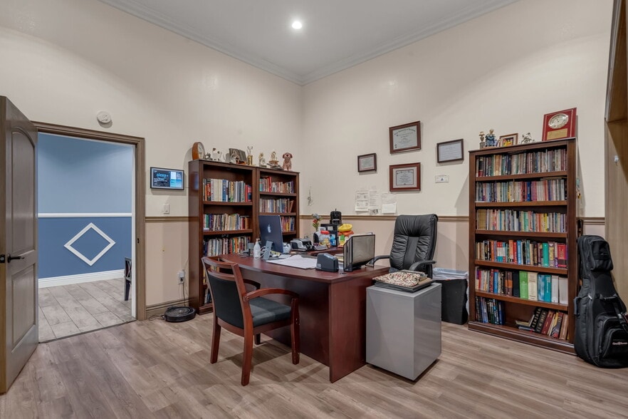More Photos Of 1100 S Lorena St, Los Angeles Religious Facility For Sale