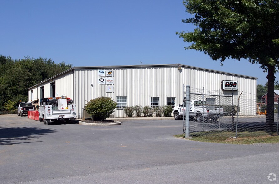 More Photos Of 9430 Earley Dr, Hagerstown Service For Lease
