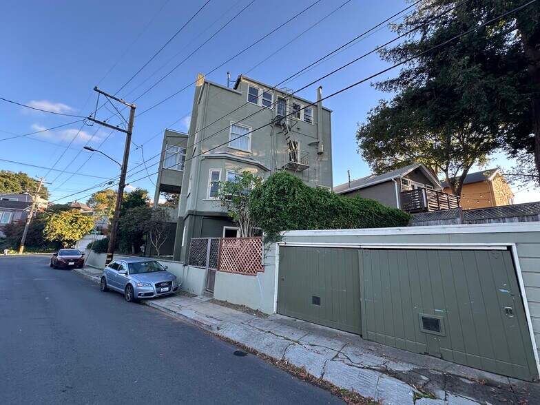 More Photos Of 4347 Leach Ave, Oakland Apartments For Sale