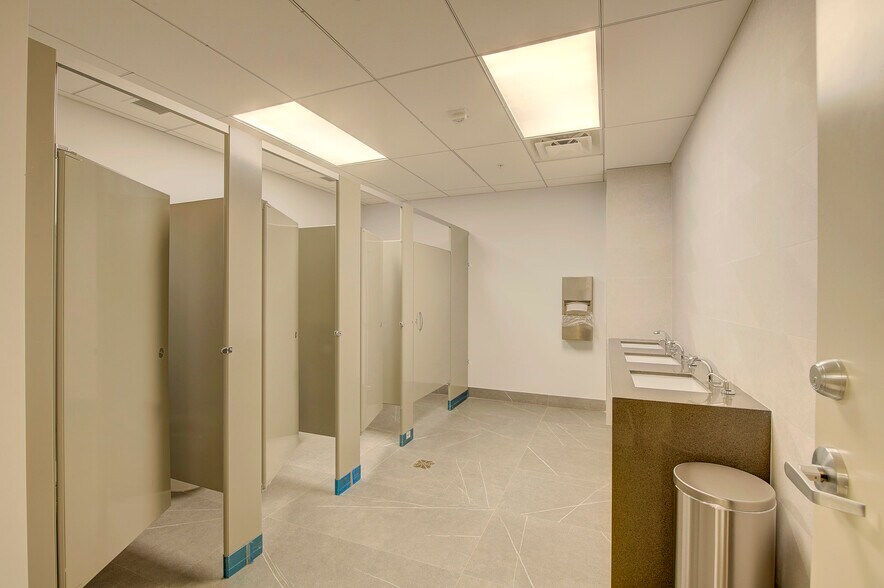 More Photos Of 25 SW 9th St, Miami Coworking Space