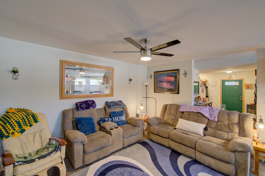 More Photos Of 3003 Highway 101 N, Gearhart Self Storage For Sale