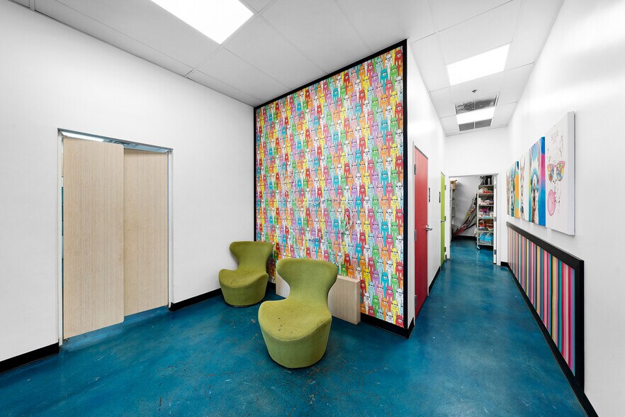 More Photos Of 6601 Horizon Rd, Heath General Retail For Lease