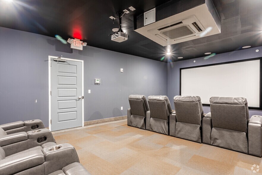 More Photos Of 1555 Main St, Rahway Apartments For Lease