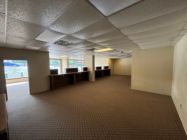 More Photos Of 406 Beall Ave, Wooster General Retail For Lease