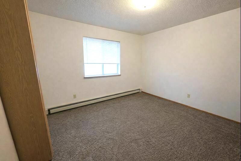 More Photos Of 1423 6th St N, Saint Cloud Apartments For Sale