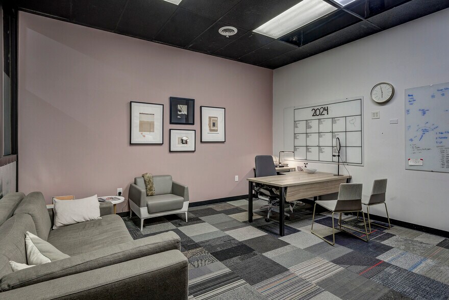 More Photos Of 227 Main St, Kingsport Storefront Retail Residential For Sale