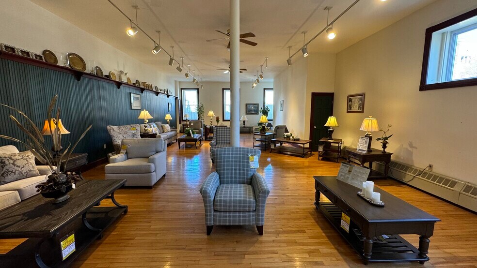 More Photos Of 223 Northampton St, Easton Apartments For Sale