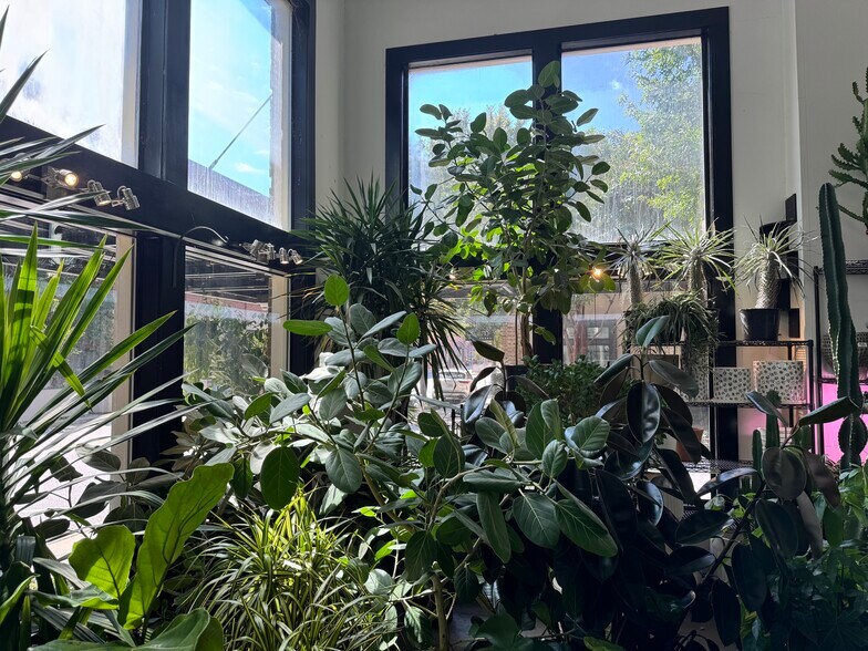 More Photos Of 880 Glenwood Ave SE, Atlanta Multifamily For Sale