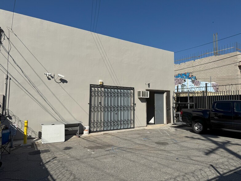 More Photos Of 114-116 S La Brea Ave, Los Angeles Storefront Retail Office For Lease