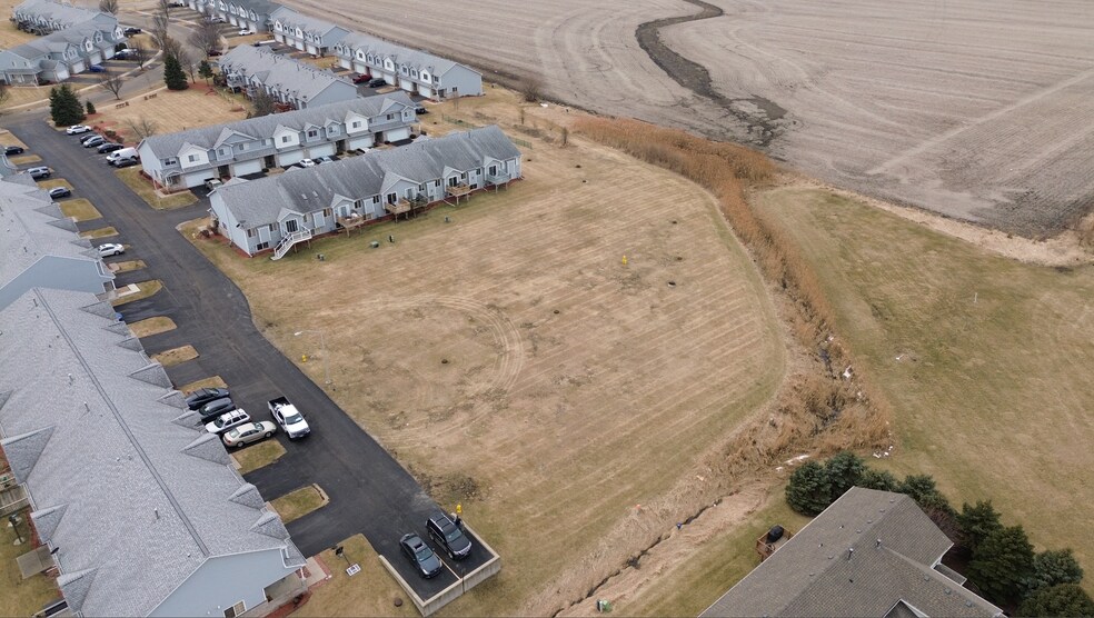 More Photos Of 1863 Waters Edge Dr, Minooka Land For Sale