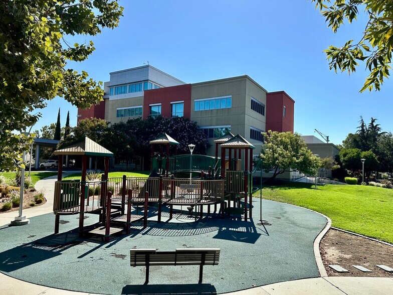 More Photos Of 200 Jose Figueres Ave, San Jose Medical For Lease