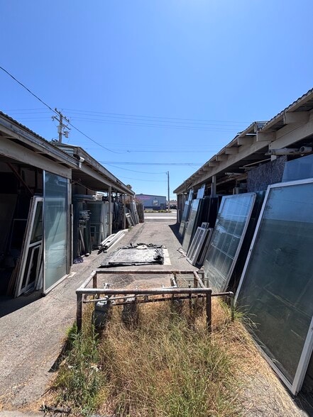 More Photos Of 754 10th St, Imperial Beach General Retail For Lease