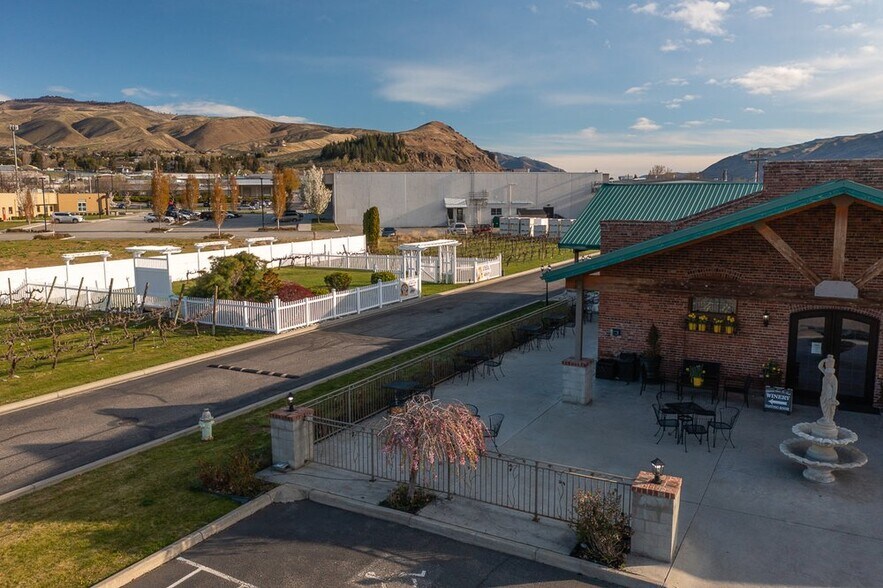 More Photos Of 1 Vineyard Way, Wenatchee Specialty For Sale