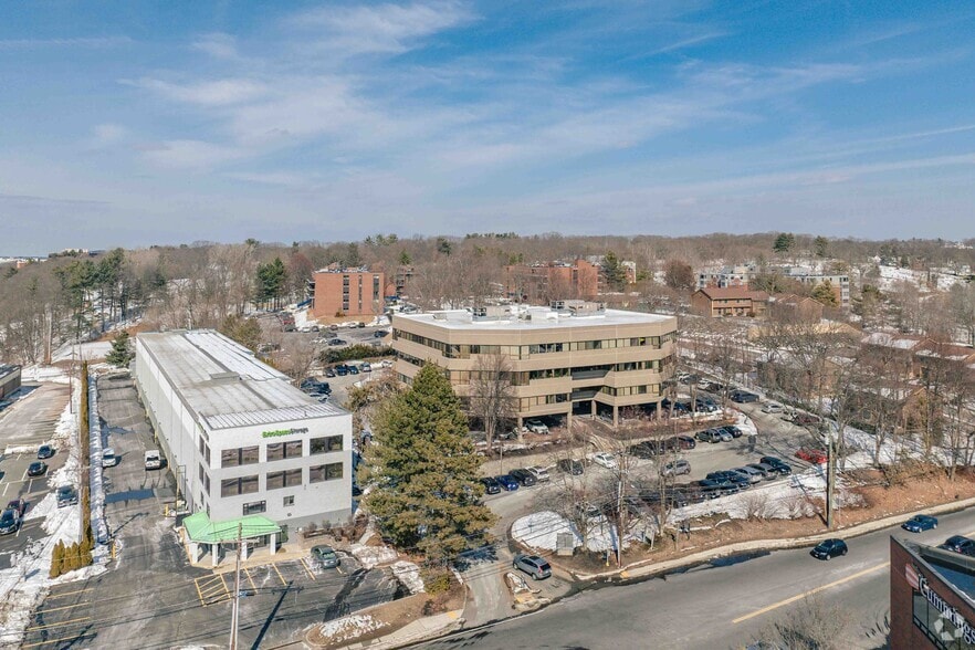 More Photos Of 91 Montvale Ave, Stoneham Office For Sale