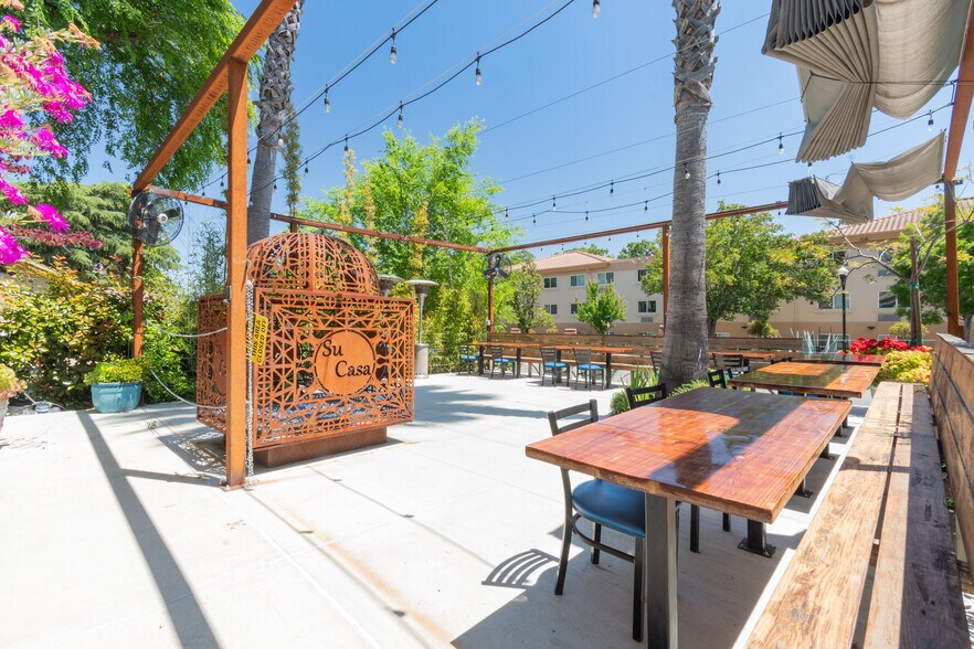 More Photos Of 2927 Spring St, Paso Robles Restaurant For Sale