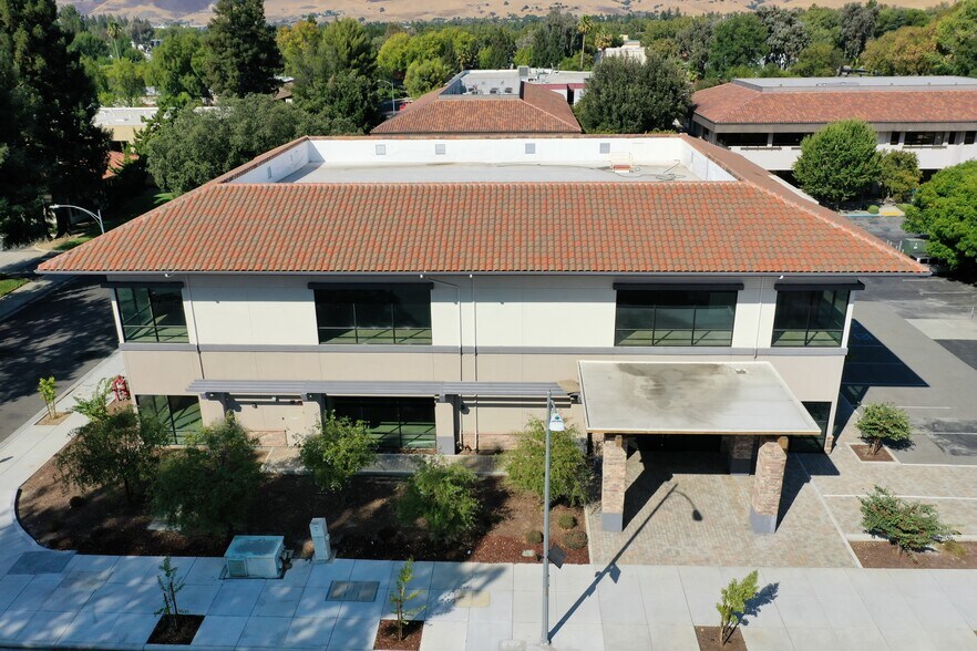 More Photos Of 6970 Santa Teresa Blvd, San Jose Office For Sale