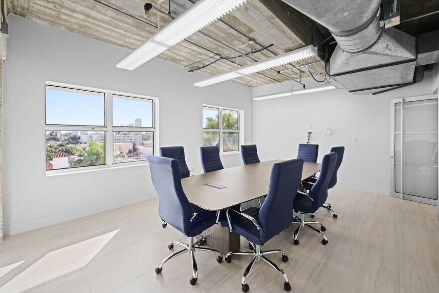 More Photos Of 605 Lincoln Rd, Miami Beach Office Residential For Sale