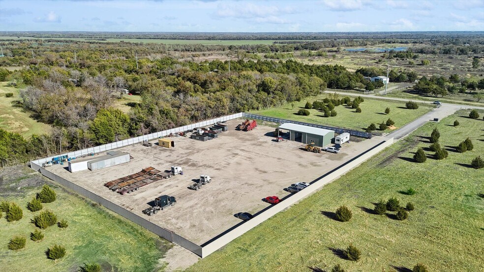 More Photos Of 1301 Vetch RD, Ferris Land For Sale