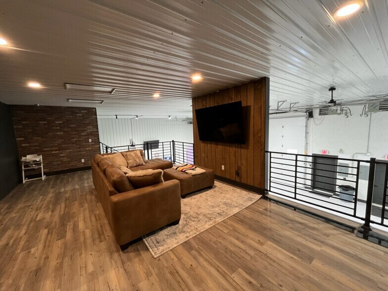 More Photos Of 273 Anderson Scout Trl, Houlton Specialty For Sale