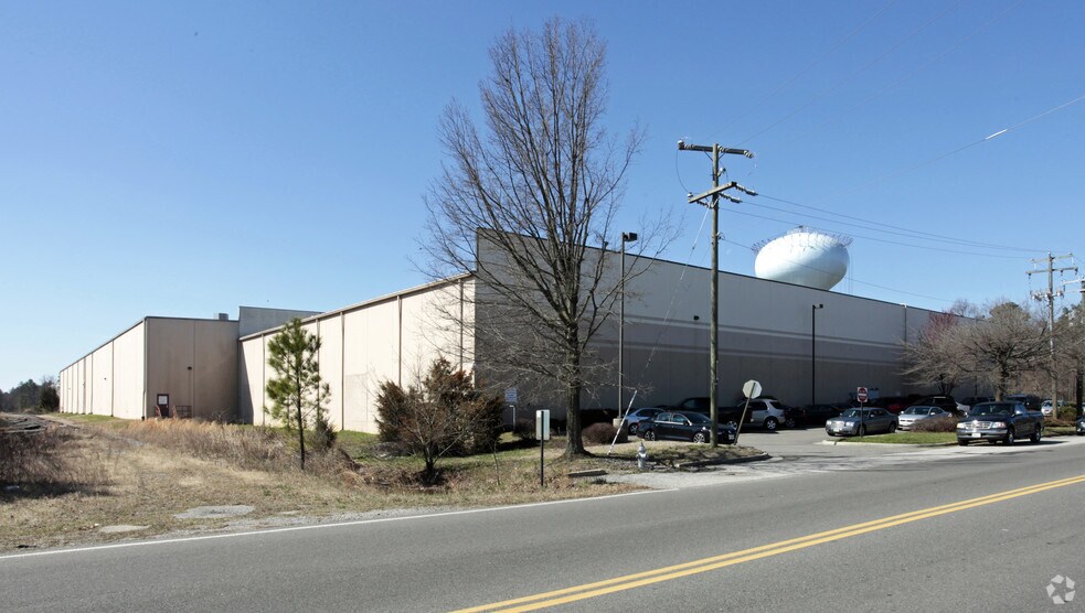 More Photos Of 5401 Eubank Rd, Richmond Distribution For Lease