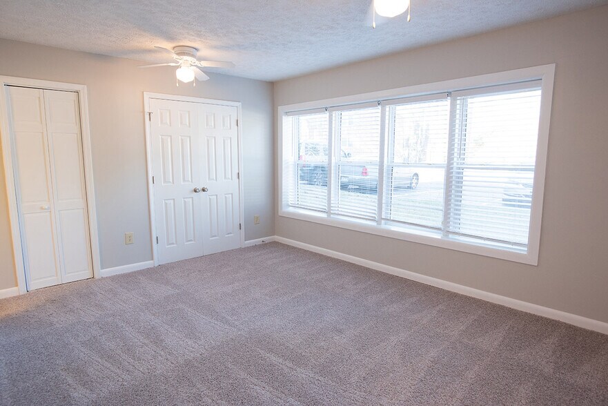 More Photos Of 2109 Elvira St, Fayetteville Apartments For Sale