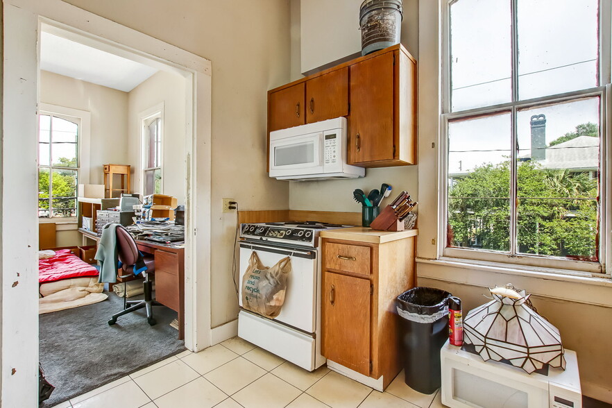 More Photos Of 516 Ash St, Fernandina Beach Freestanding For Sale