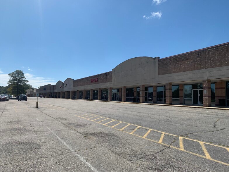 More Photos Of 4068-4102 Lankford Hwy, Exmore General Retail For Sale