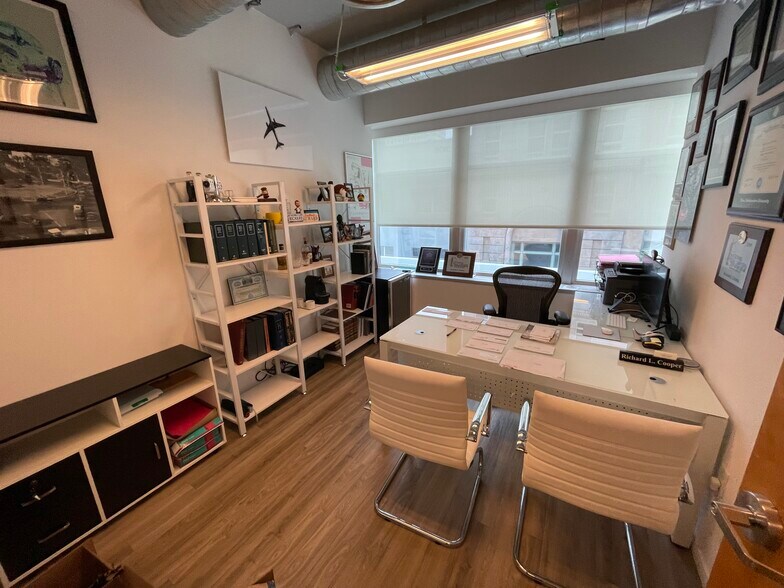 More Photos Of 14 NE 1st Ave, Miami Office For Sale