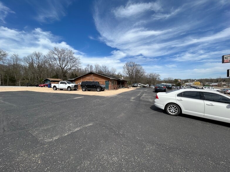 More Photos Of 4161 Hwy 62 SW, Mountain Home Restaurant For Sale