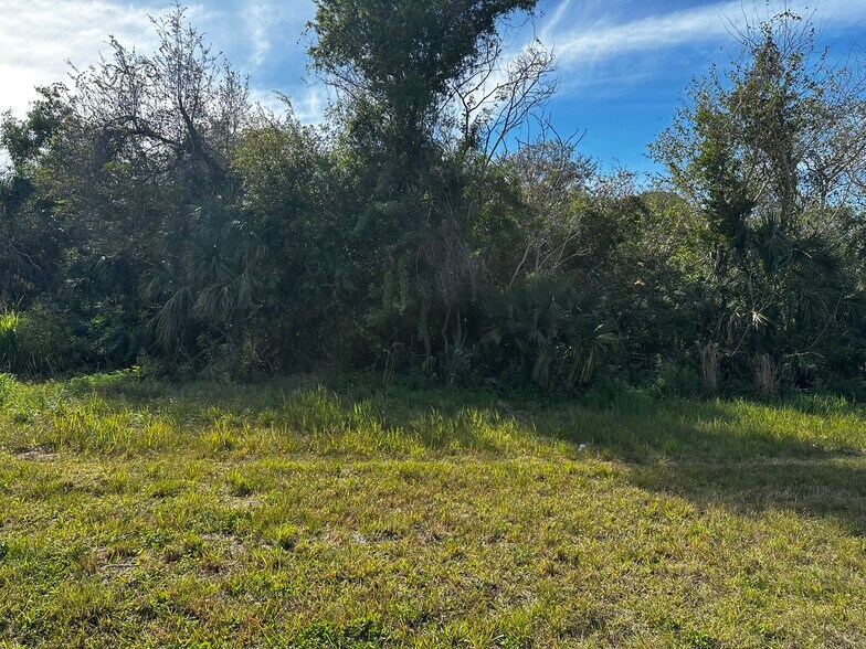 More Photos Of S Tamiami Trl, Fort Myers Land For Sale