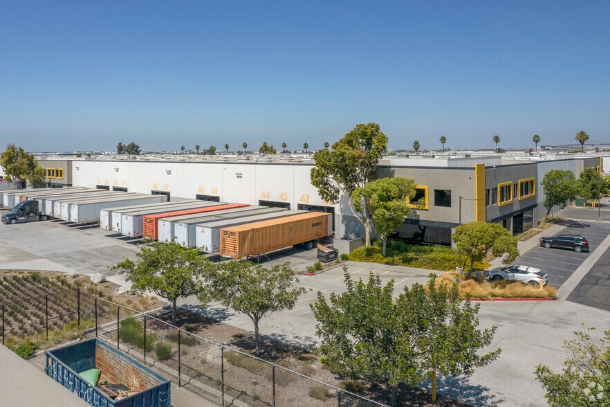 More Photos Of 9375 Customhouse Plz, San Diego Unknown For Lease