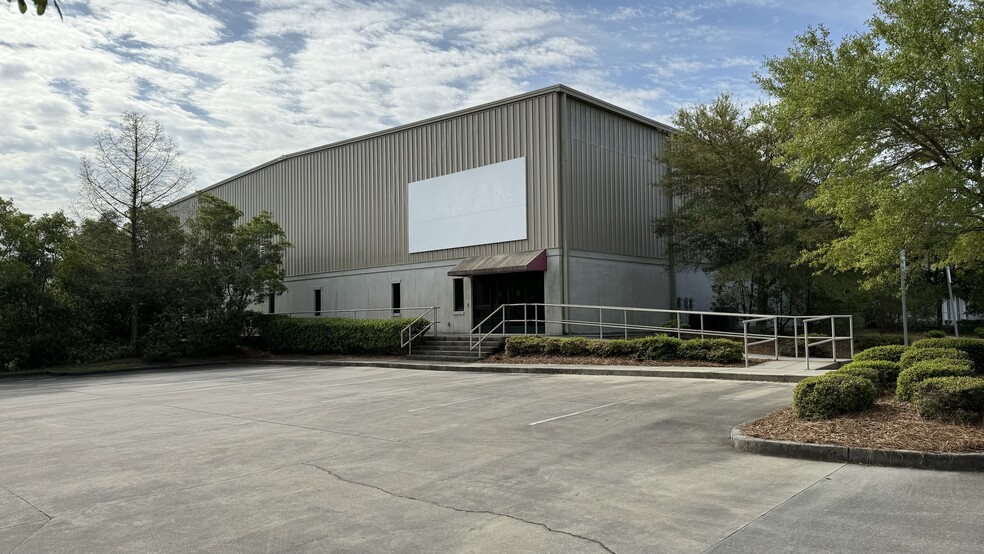 Primary Photo Of 231 Bourne Blvd, Savannah Warehouse For Lease