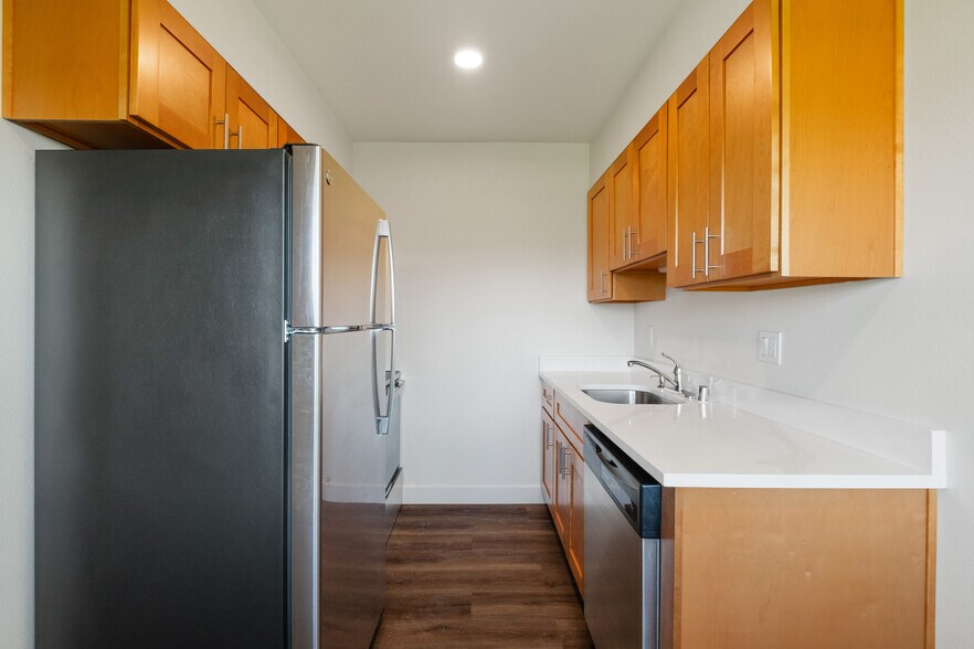 More Photos Of 925 E 18th Ave, Ellensburg Apartments For Sale
