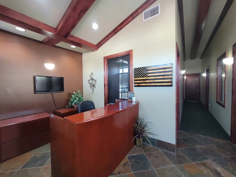 More Photos Of 1492 S 800 W, Woods Cross Office For Lease