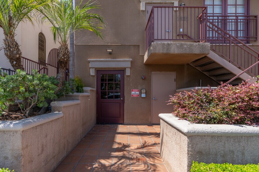 More Photos Of 1623-1625 Butler Ave, Los Angeles Apartments For Sale